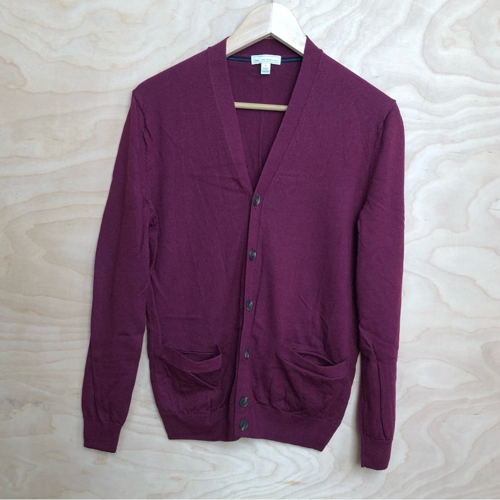 Gap Merino Wool Cardigan Sweater Unisex Size S.